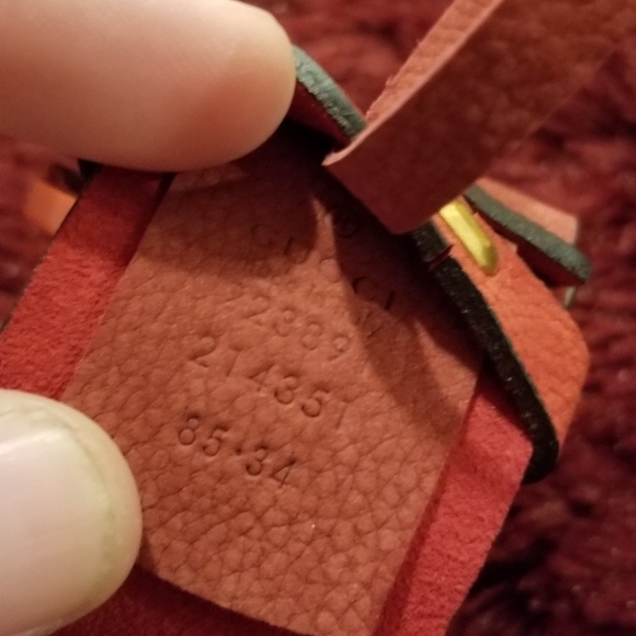 Gucci red suede belt! 85/34